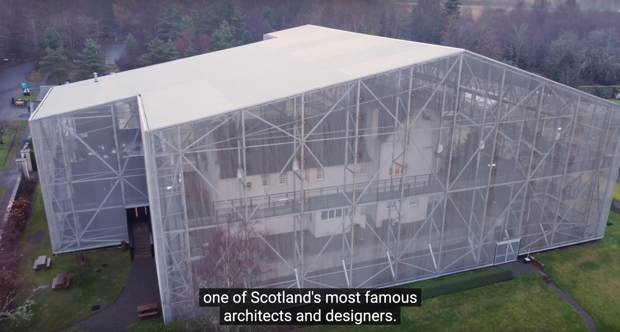 A Massive Chainmail Shelter Prevents a Renowned Scottish Mansion from Dissolving in the Rain