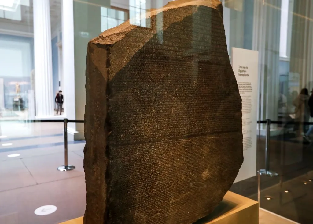 Renowned Egyptian Archaeologist Calls for British Museum to Return the RosettaStone